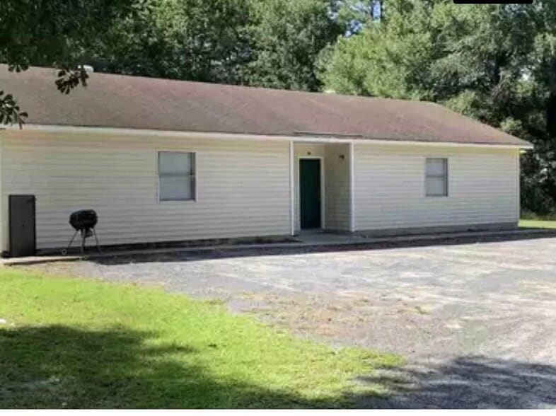 Hudson Drive Portfolio portfolio of 4 properties for sale on LoopNet.co.uk - Primary Photo - Image 1 of 4