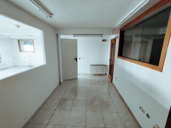 Vic, BAR 08500 - Unit 15 -  - Floor Plan - Image 2 of 7