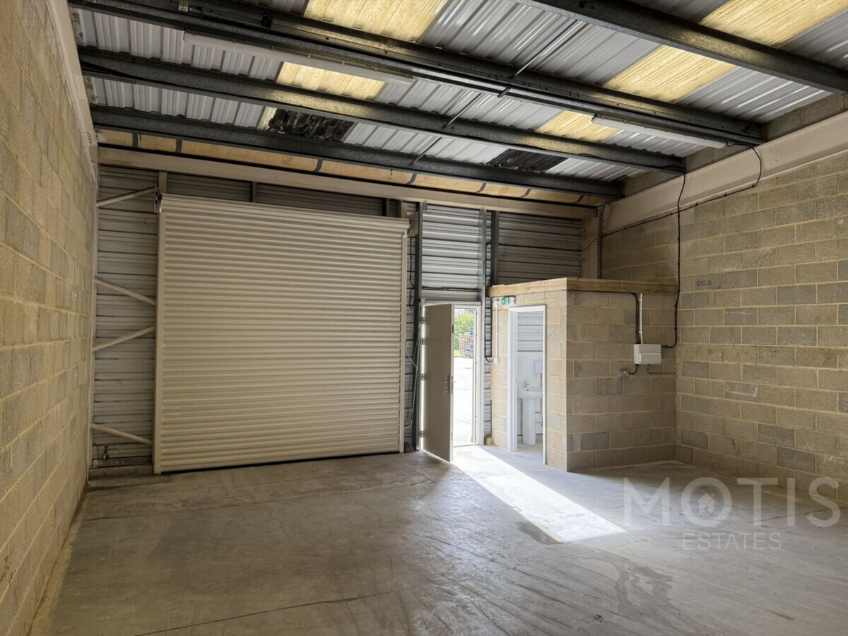 Learoyd Rd, New Romney, KEN TN28 8XU - Unit 6B -  - Interior Photo - Image 1 of 3