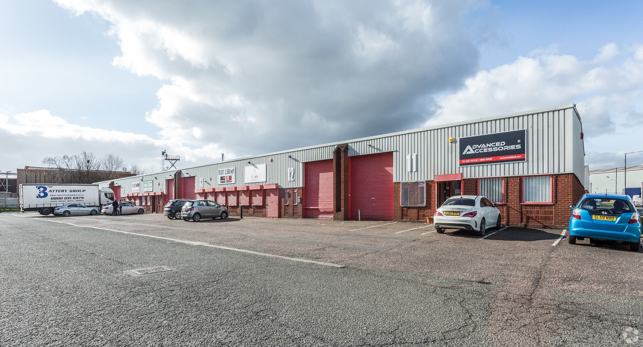 Westbrook Rd, Manchester to rent Primary Photo- Image 1 of 4