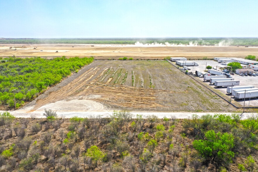 0000 Sulfer Mine Rd, Laredo, TX for sale - Building Photo - Image 3 of 14