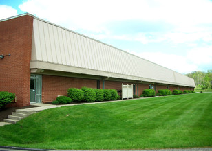 7620 Hub Pky, Valley View, OH for sale Building Photo- Image 1 of 1