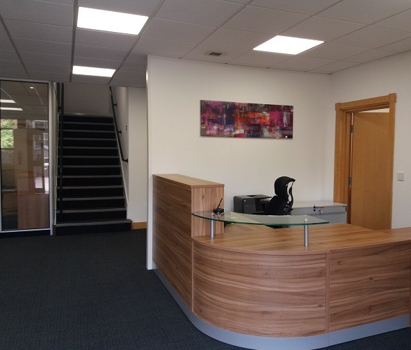 4 Summerhouse Rd, Northampton to rent - Interior Photo - Image 2 of 7