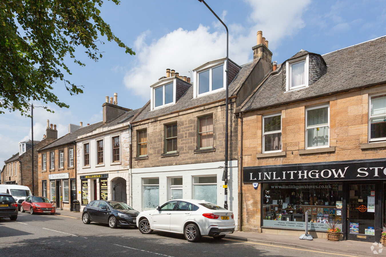 230 High St, Linlithgow Eh49 7es 