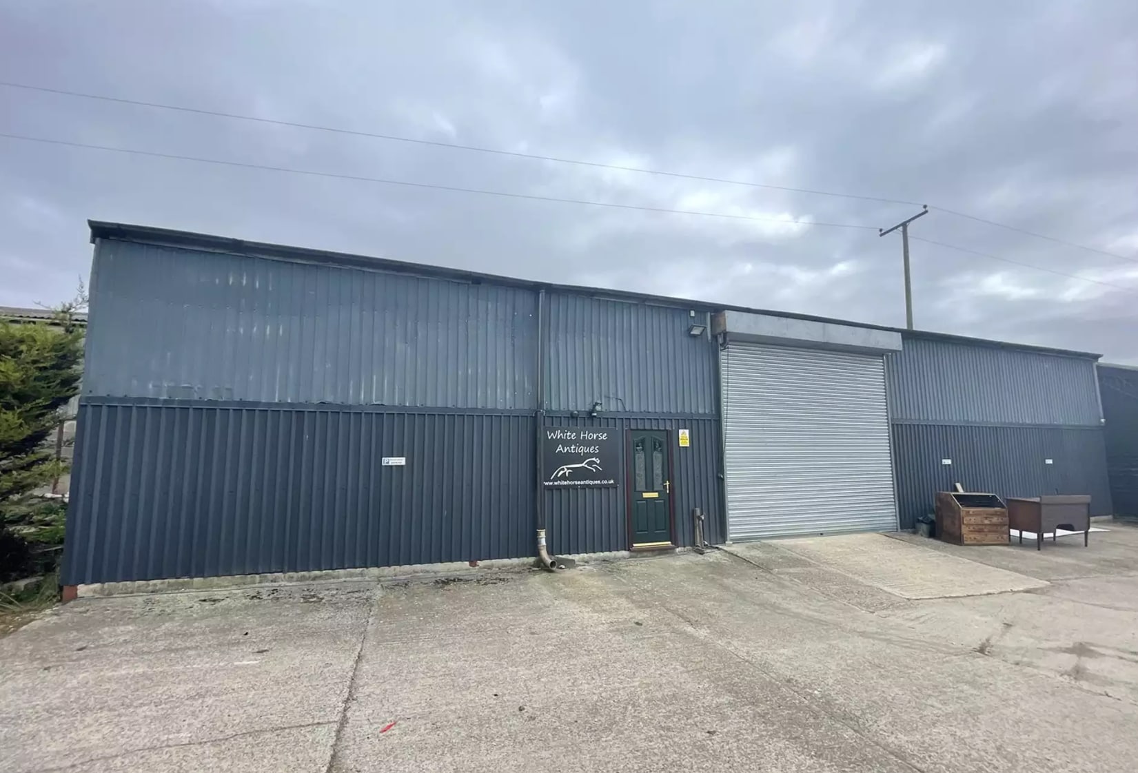 Manor Farm Barn A342, Stert for sale Primary Photo- Image 1 of 1