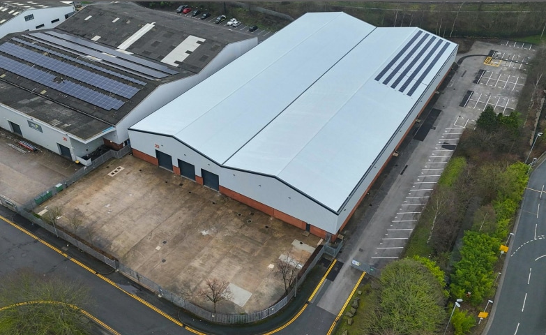 Millshaw Park Ln, Leeds to rent Building Photo- Image 1 of 3