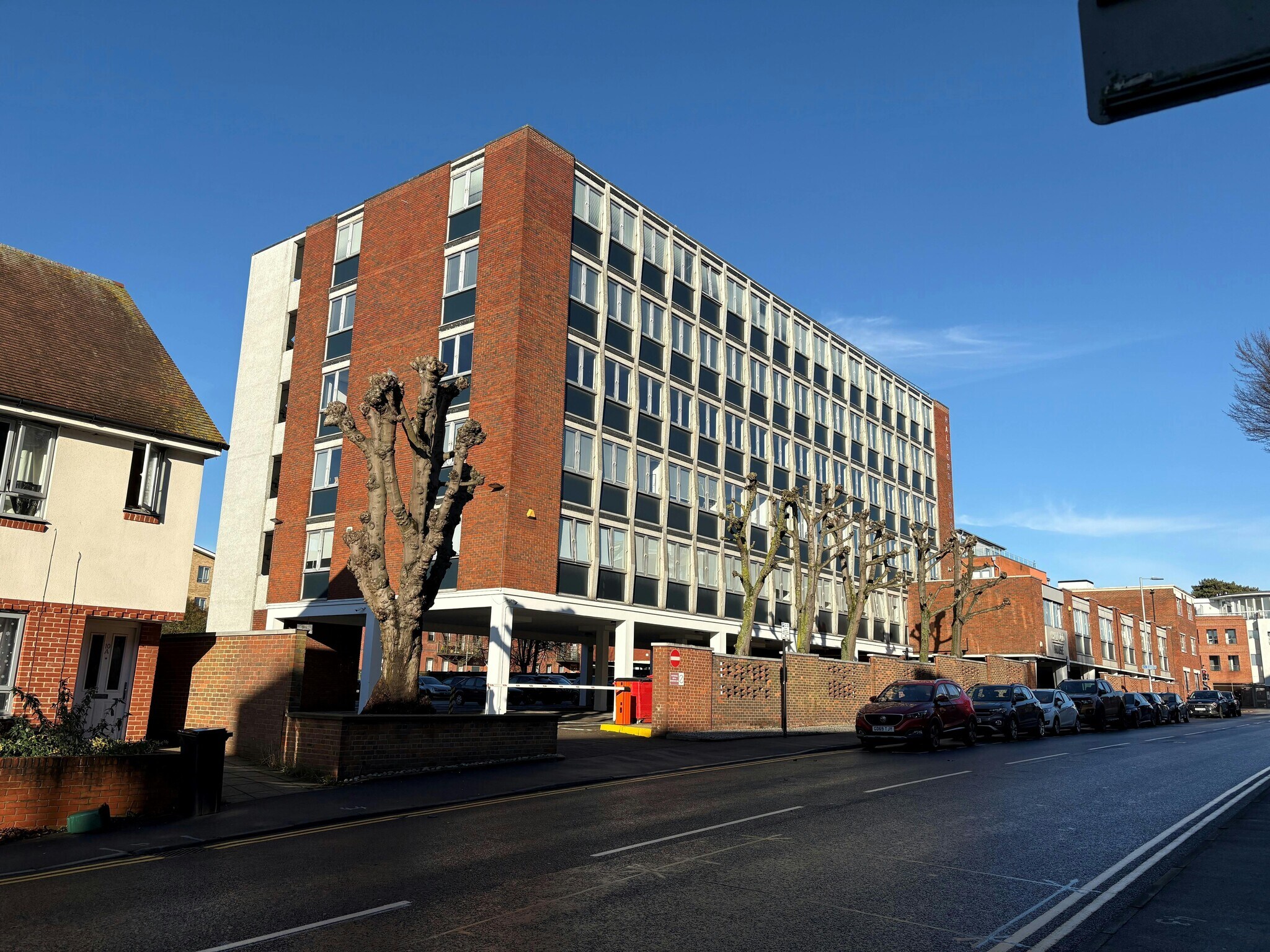 2 Coval Ln, Chelmsford to rent Building Photo- Image 1 of 4