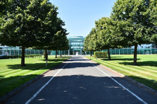 More details for Riding Court Rd, Slough - Co-working to Rent