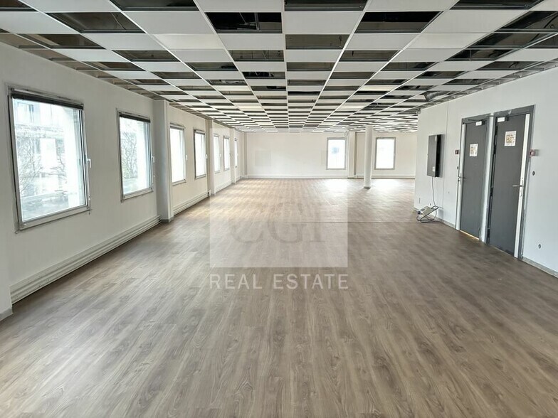 11 Rue Edison, Bron to rent - Interior Photo - Image 2 of 7
