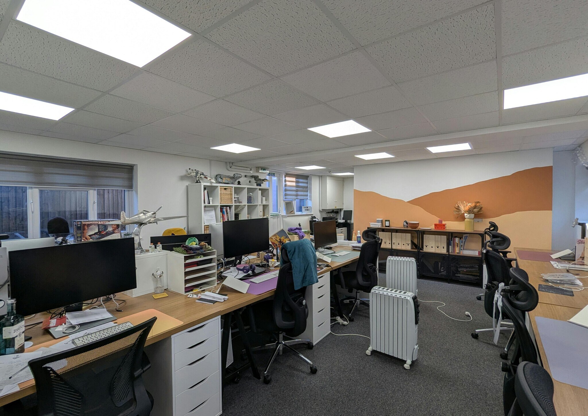 The Green, Elstead to rent Interior Photo- Image 1 of 3