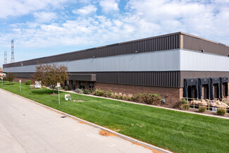 More details for 1111 N Du Page Ave, Lombard, IL - Industrial for Rent