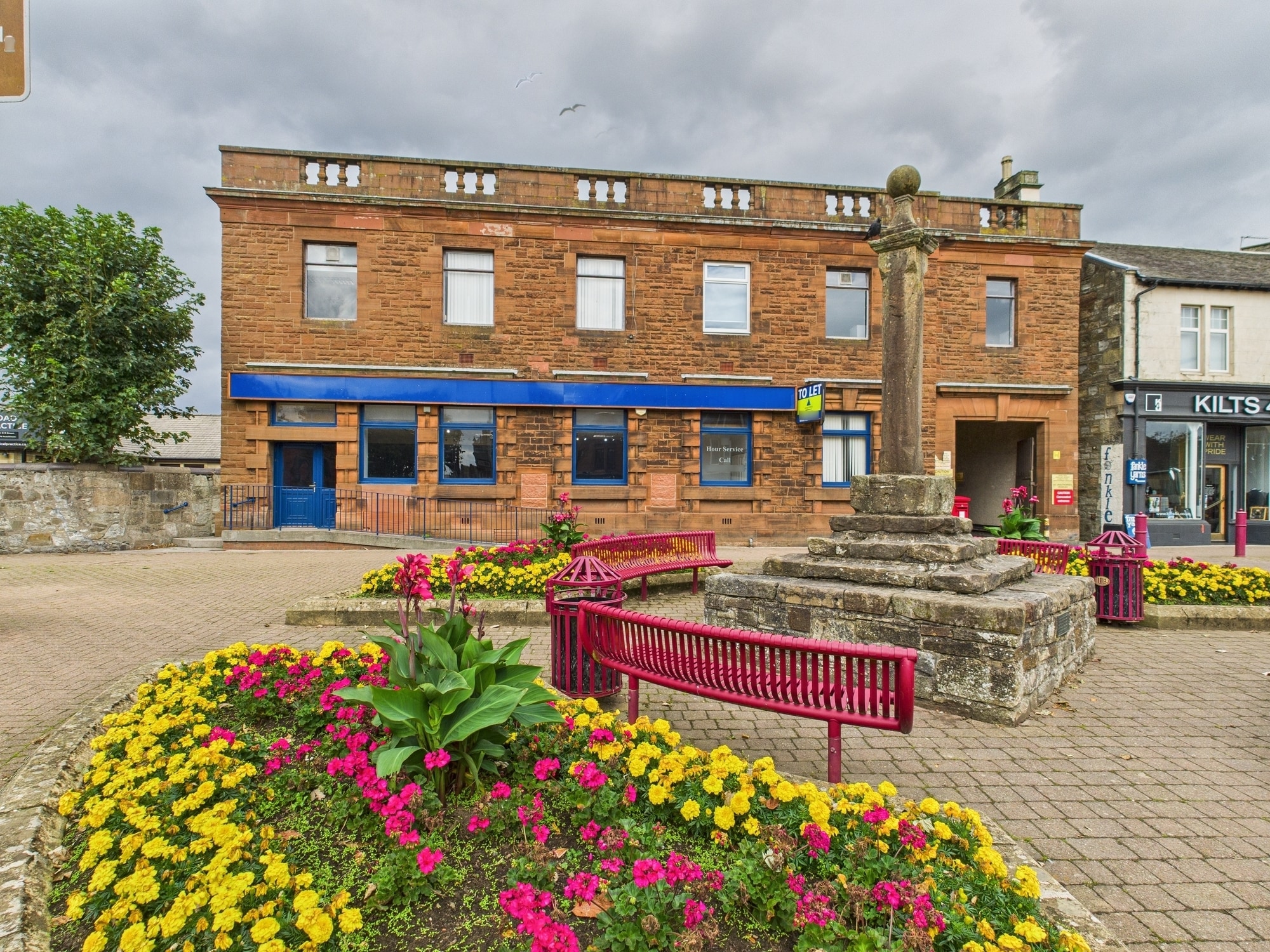 24 The Cross, Prestwick to rent Building Photo- Image 1 of 8