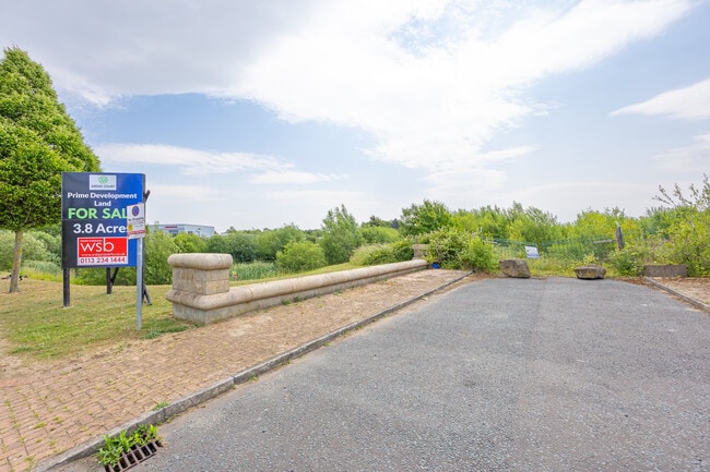 More details for Grove Ct, Wakefield - Land for Sale