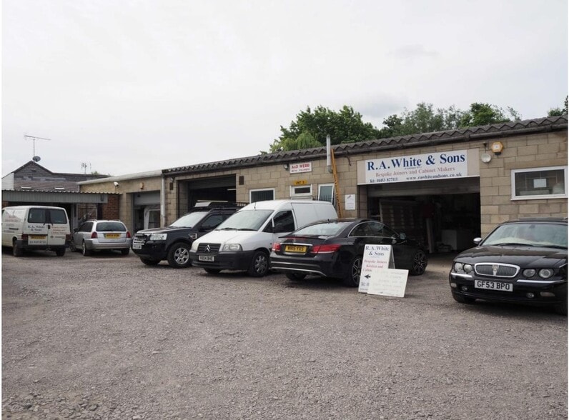 Industrial in Stonehouse for sale - Primary Photo - Image 1 of 1