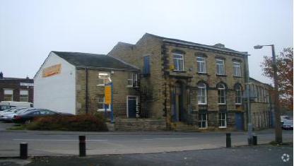 Balme Rd, Cleckheaton for rent - Building Photo - Image 3 of 9