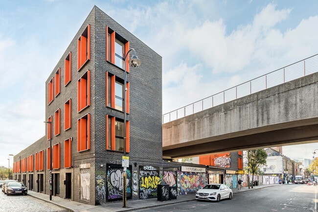 More details for 178-180 Brick Ln, London - Retail to Rent