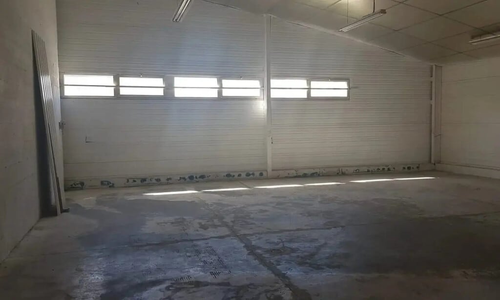 Location Local d'activités 510 m² - Photo 1
