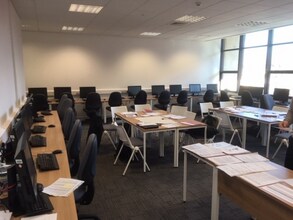 Millbay Rd, Plymouth to rent Interior Photo- Image 1 of 2