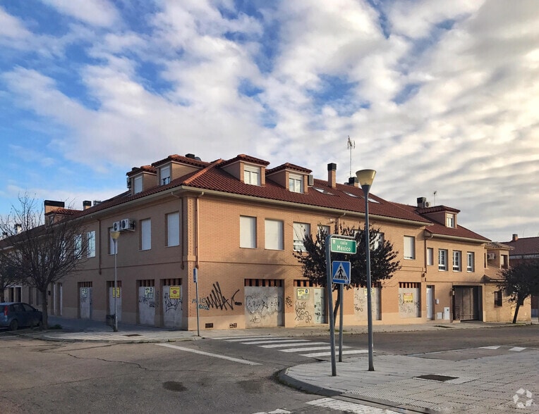 Paseo del Descubrimiento, 51, San Martín de la Vega, Madrid for sale - Building Photo - Image 2 of 2