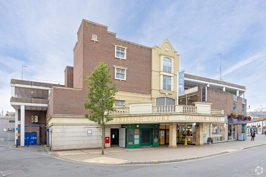 Carillon Ct, Loughborough to rent - Building Photo - Image 2 of 3