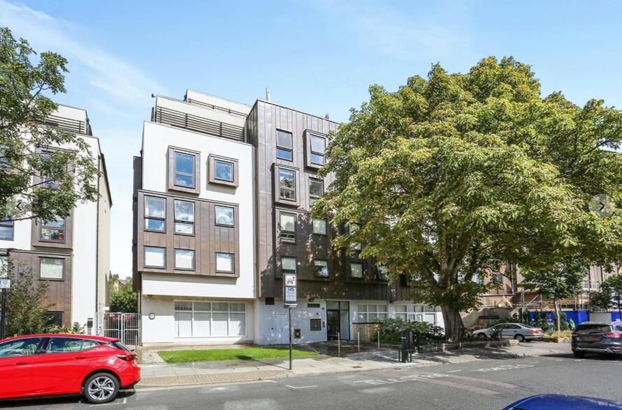 2-4 Tufnell Park Rd, London for rent - Building Photo - Image 1 of 11