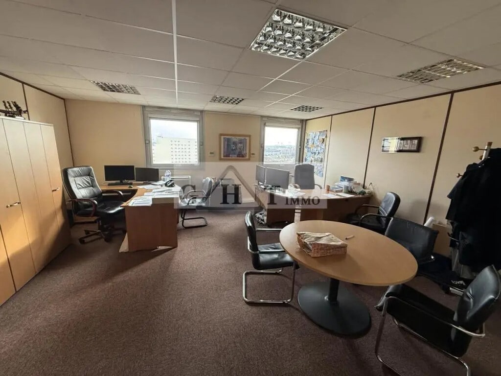 Vente Bureaux 1 091 m² - Photo 1