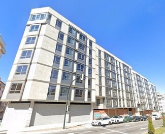More details for Rúa Aragón, 213-215, Vigo - Retail for Sale