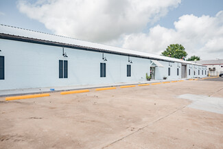 More details for 2403 Washington Road, Waller, TX - Light Industrial for Rent