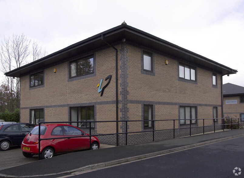 Grove Park Ct, Harrogate for sale - Primary Photo - Image 1 of 1