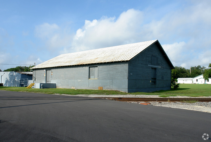 Historic Goldsboro portfolio of 2 properties for sale on LoopNet.co.uk - Primary Photo - Image 1 of 2