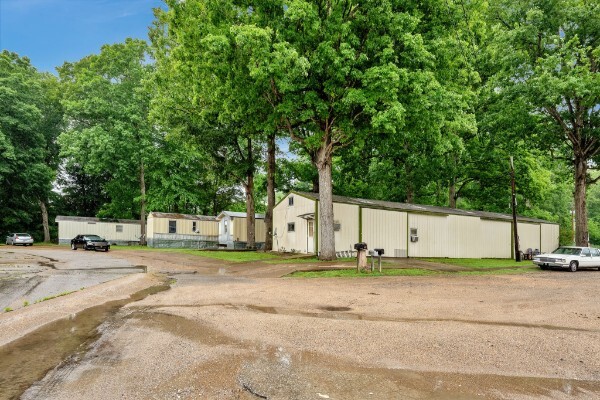 15349 Highway 13 S, Hurricane Mills, TN for sale - Primary Photo - Image 1 of 27