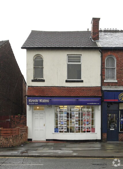 213 Hall St, Stockport for sale - Primary Photo - Image 1 of 1