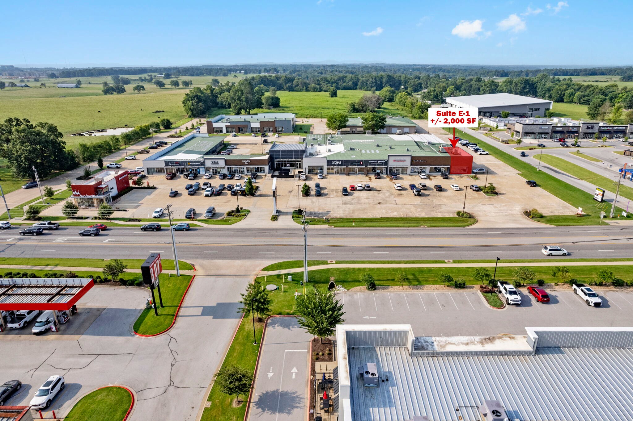 1395 E Henri De Tonti Blvd, Springdale, AR to rent Building Photo- Image 1 of 7