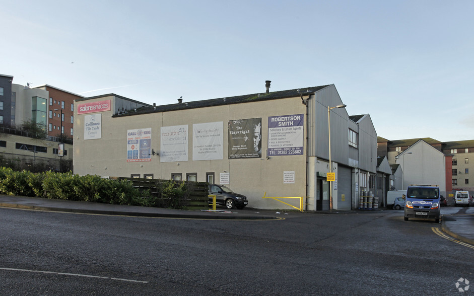 31-33 Hawkhill, Dundee for rent - Building Photo - Image 1 of 4