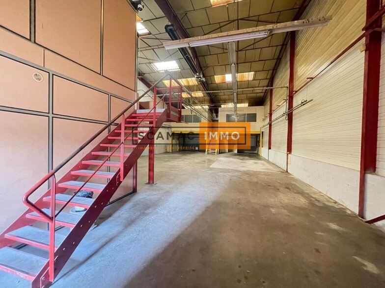 Industrial in Wissous to rent - Interior Photo - Image 3 of 5
