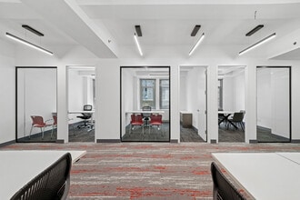 295 Madison Ave, New York, NY to rent Interior Photo- Image 2 of 3