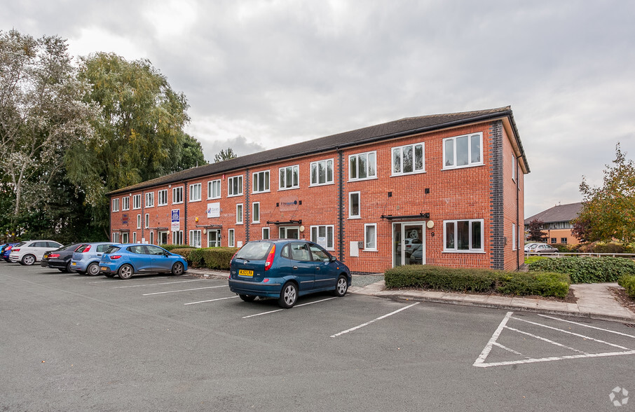 Electra Way, Crewe for rent - Primary Photo - Image 1 of 8