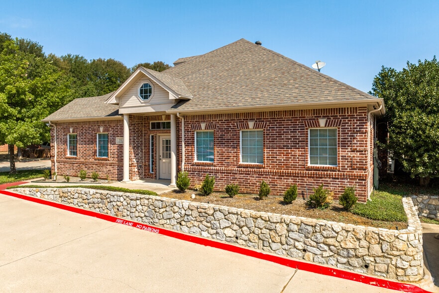 558 Silicon Dr, Southlake, TX to rent - Building Photo - Image 2 of 20