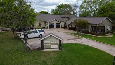 621 N Main St, Grapevine, TX for sale Building Photo- Image 1 of 1