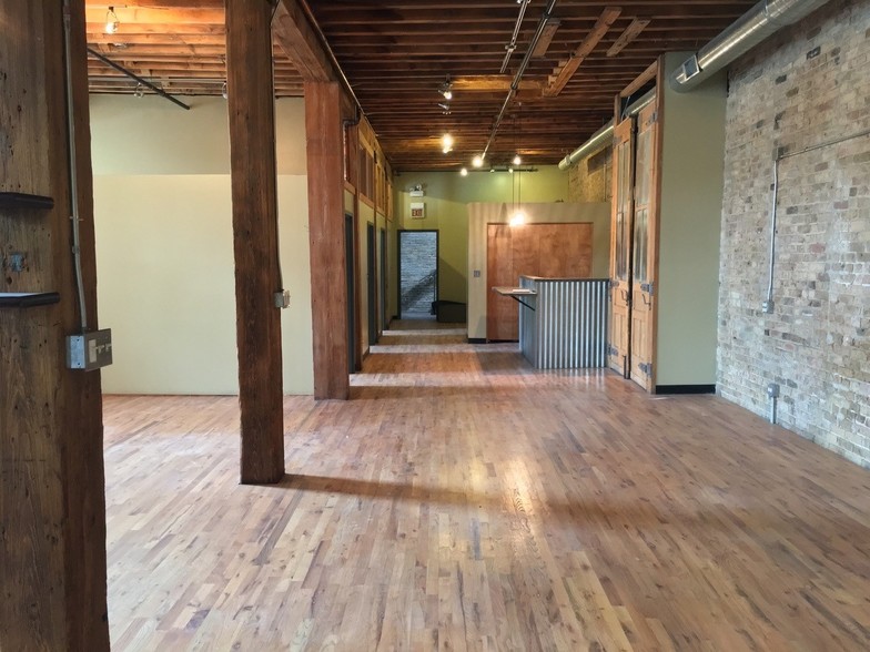 415 N Aberdeen St, Chicago, IL for sale - Building Photo - Image 1 of 32