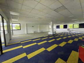 Light Industrial in Élancourt to rent Interior Photo- Image 2 of 6