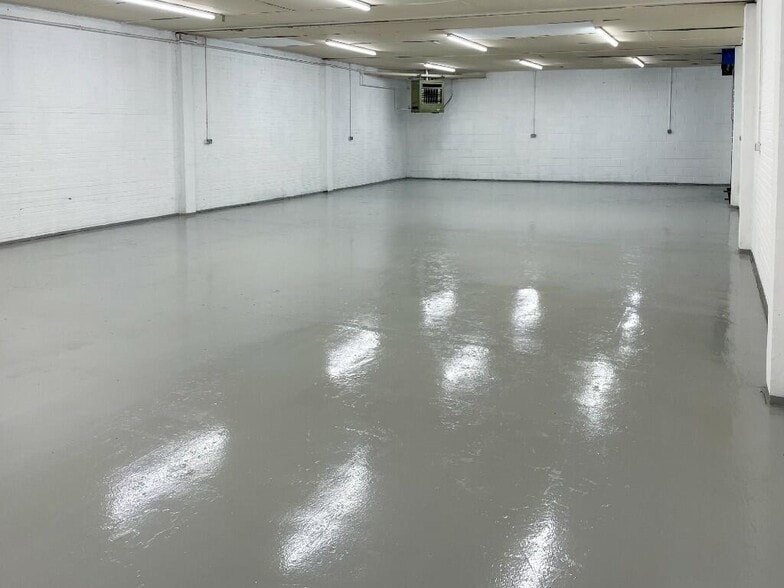 Pease Rd, Peterlee to rent - Interior Photo - Image 2 of 15