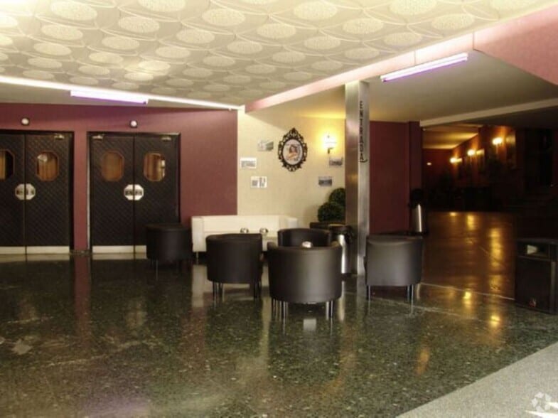 Retail in Arganda del Rey, Madrid for sale - Interior Photo - Image 2 of 15