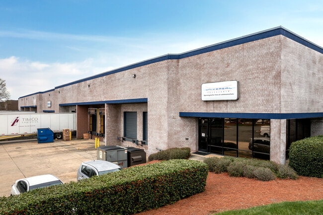 More details for 3401 Woodpark Blvd, Charlotte, NC - Light Industrial to Rent