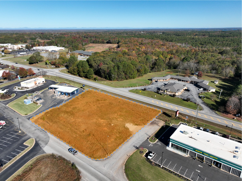 Wal-Mart Dr, Hartwell, GA for sale - Building Photo - Image 3 of 8