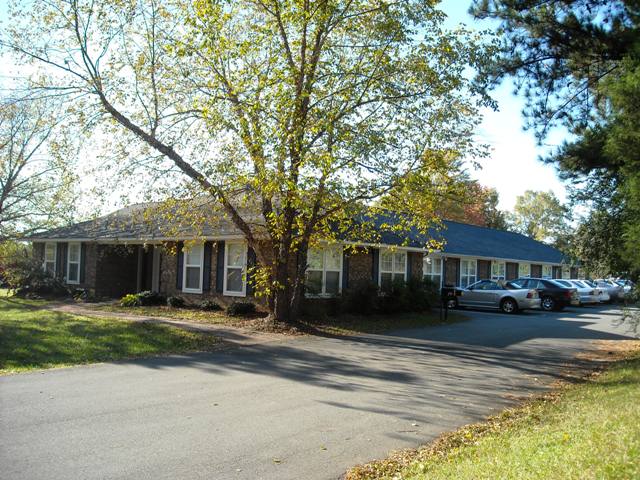 124 Unionville Indian Trail Rd, Indian Trail, NC for rent - Building Photo - Image 1 of 1