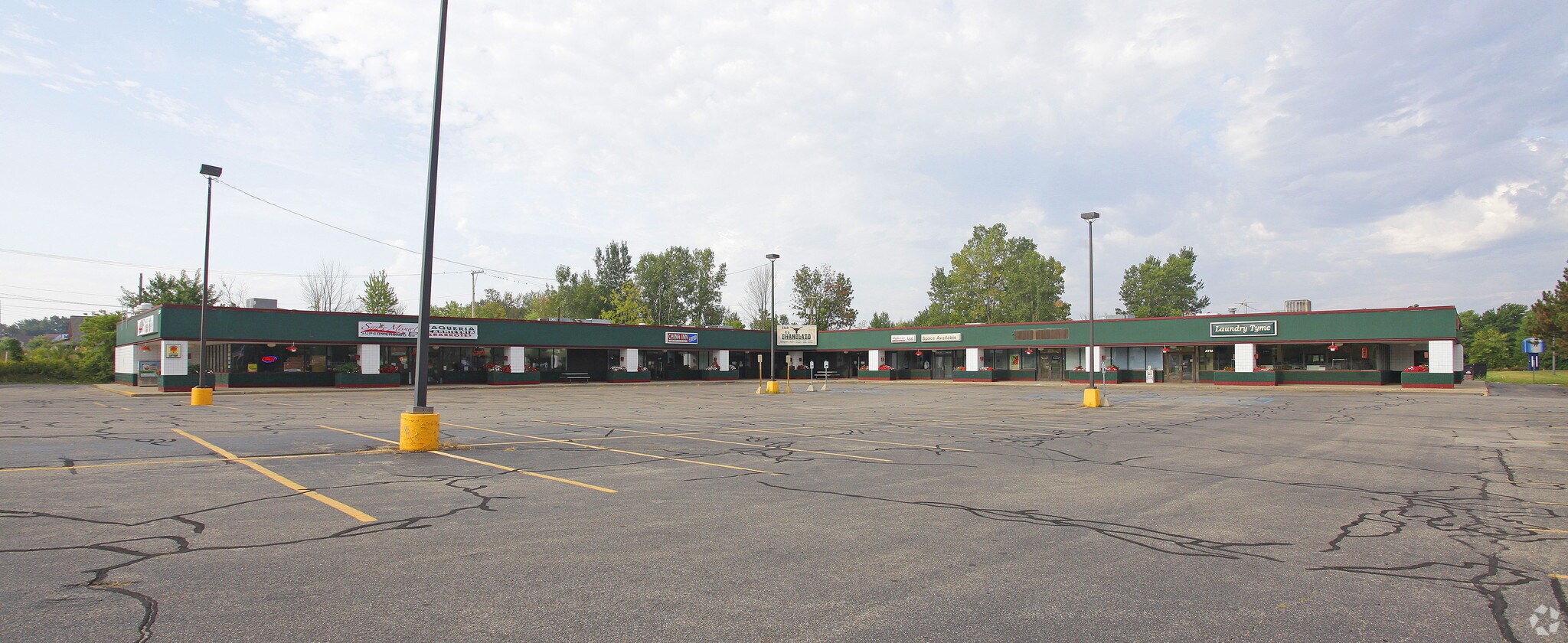 1080 Lincoln Ave, Holland, MI for sale Primary Photo- Image 1 of 1