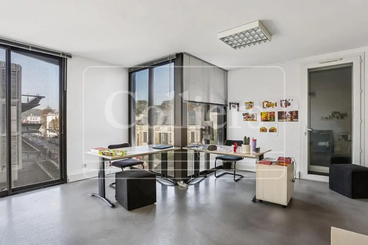 37 Rue Pierre Poli, Issy-les-Moulineaux to rent Building Photo- Image 1 of 15