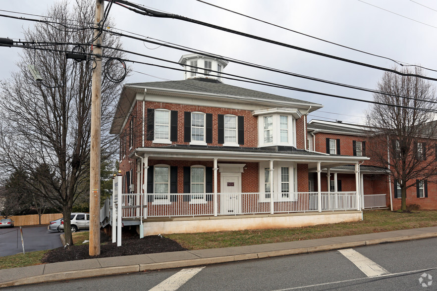 555 2nd Ave, Collegeville, PA for rent - Building Photo - Image 3 of 36