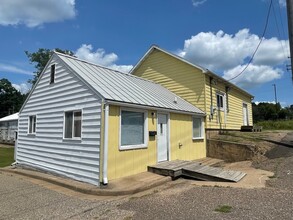 503 1st Ave, Menomonie, WI for sale Primary Photo- Image 1 of 2